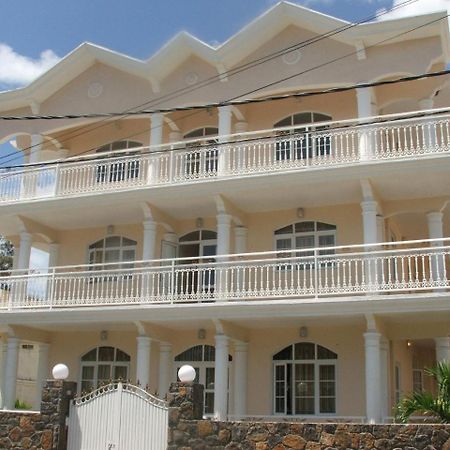 Residence Le Lotus Grand Baie Exterior photo
